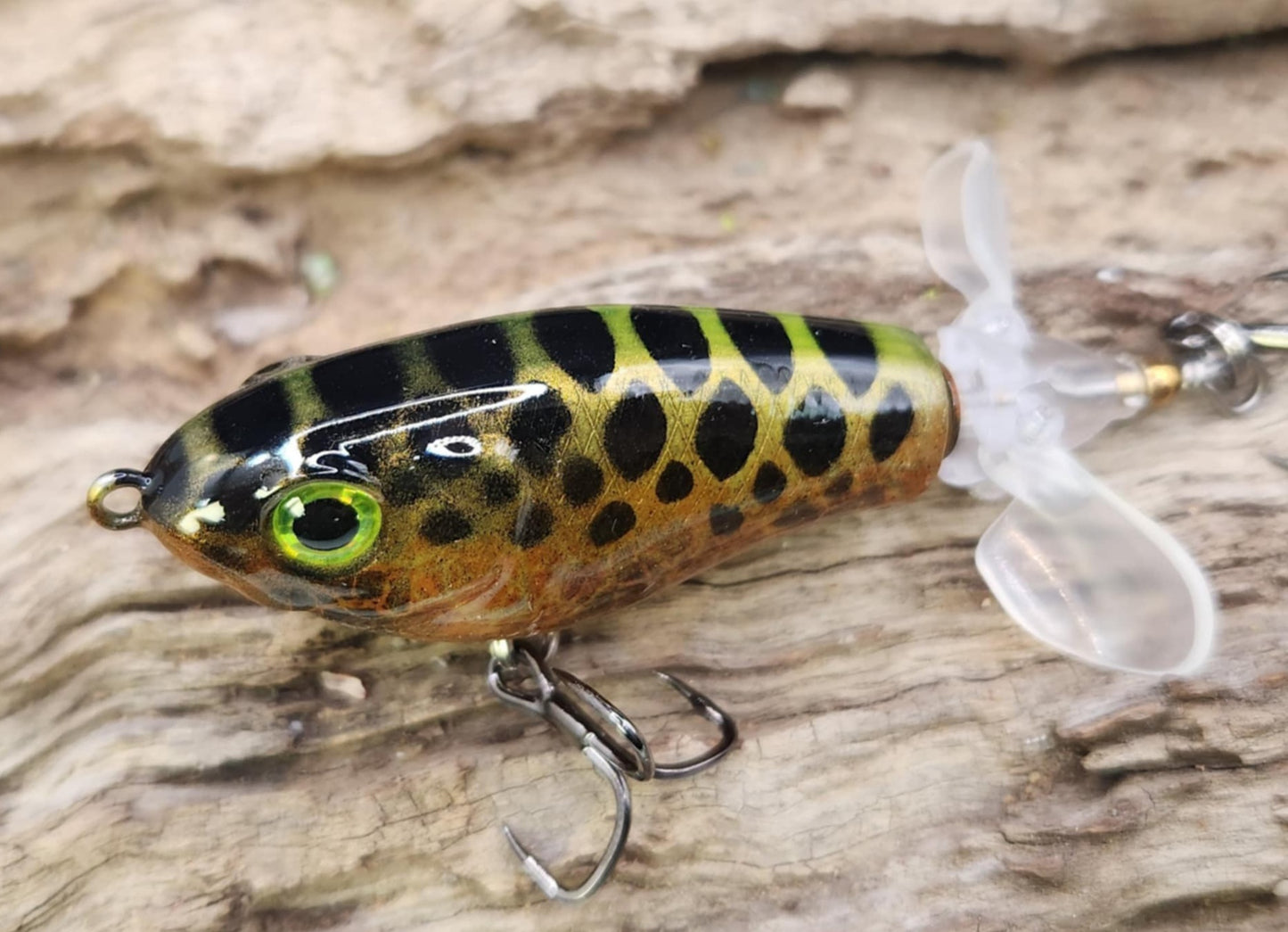 JDM Luxxe Avenge Prop 80